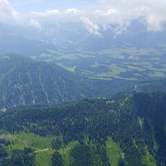 Flugwegposition um 09:47:57: Aufgenommen in der Nähe von Gemeinde Abtenau, Österreich in 2225 Meter